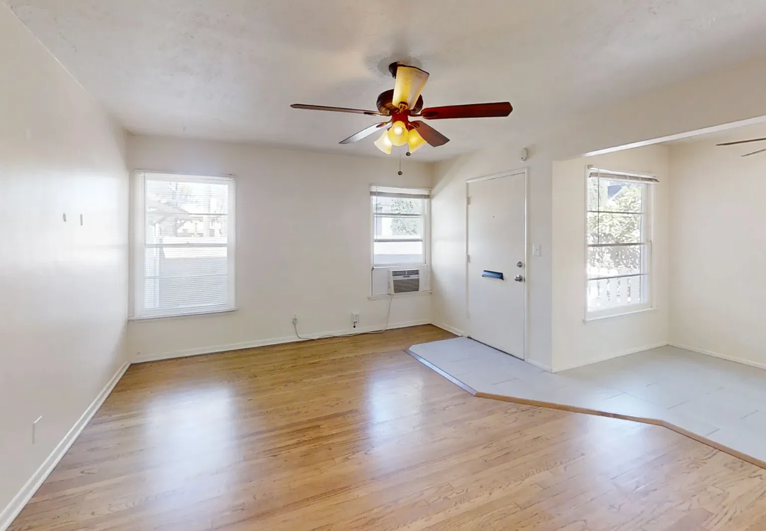Old Towne Orange Gem | Private Back Unit + Yard — Photo 3