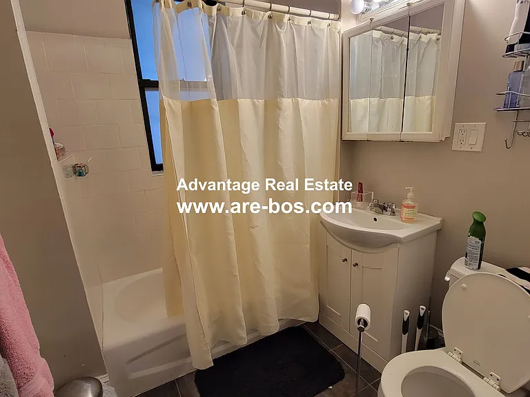 1056 Commonwealth Ave #33 — Photo 13