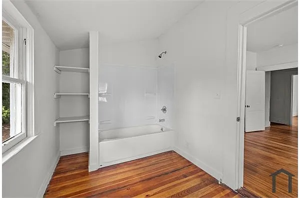 Building Photo - 1625 51st St