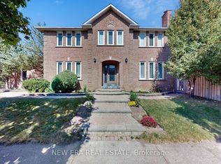 1380 Daniel Creek Rd, Mississauga, ON L5V1V3