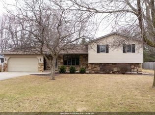 W5630 Rustic Ln, APPLETON, WI 54915
