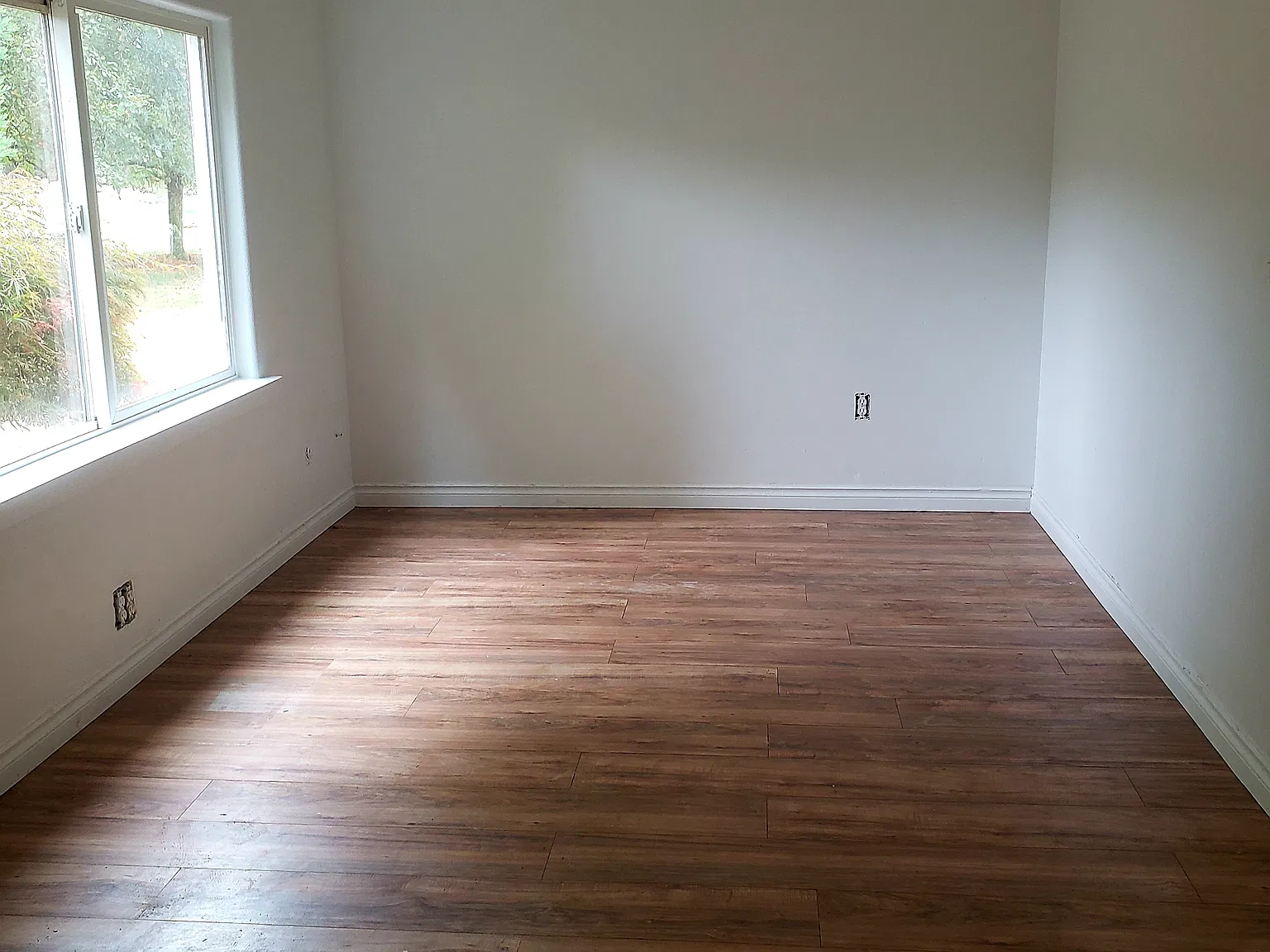 2 bed, 720 sqft, $1,250 — Photo 2