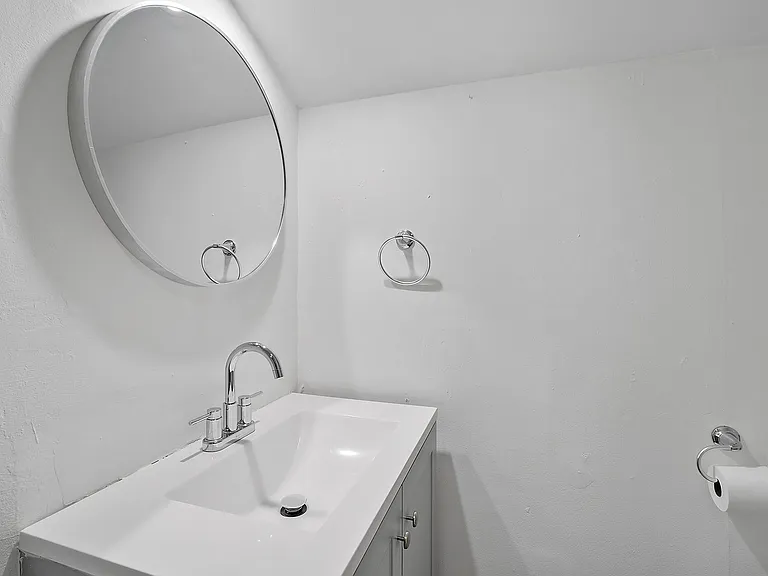 47 Railroad Ave #2 — Photo 18