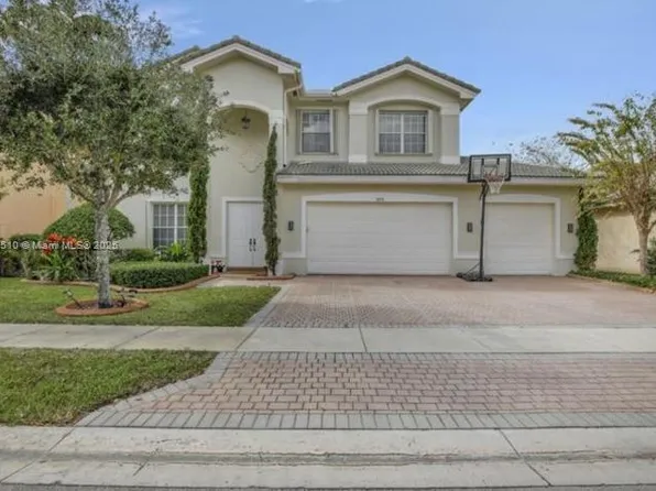 5078 SW 183rd Ave, Hollywood, FL