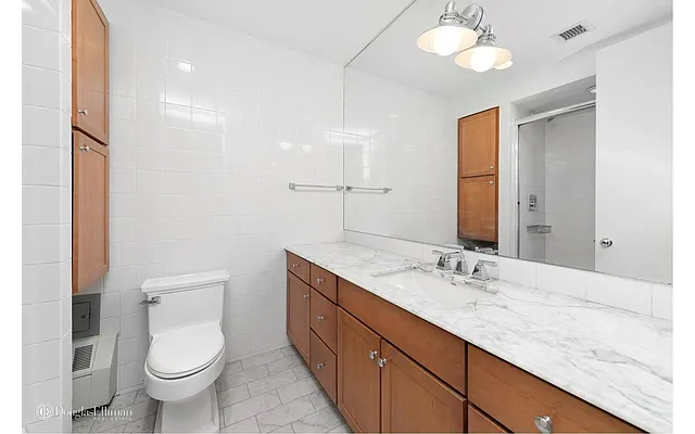 Rented by Douglas Elliman | media 10