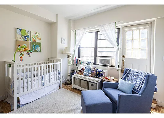 Rented by Warburg | media 16