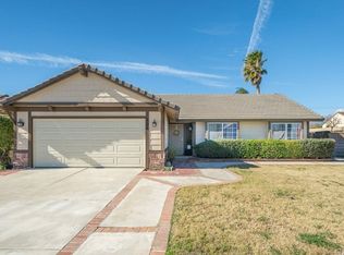 896 N Lancewood Ave, Rialto, CA 92376