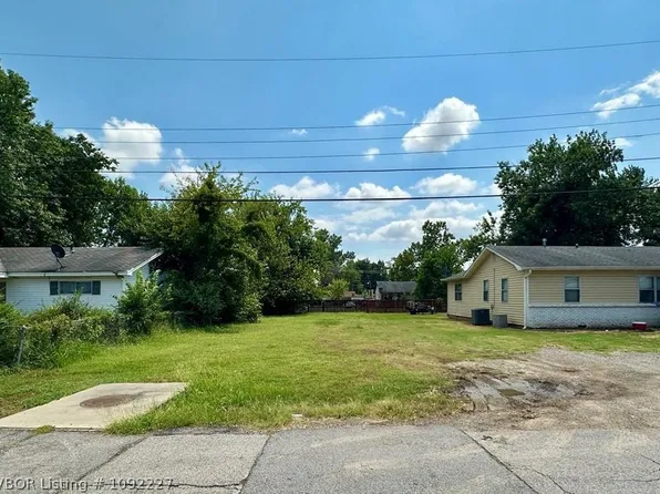 Johnson St, Fort Smith, AR 72904