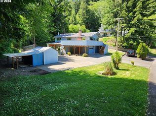 486 N 18th St, Reedsport, OR 97467