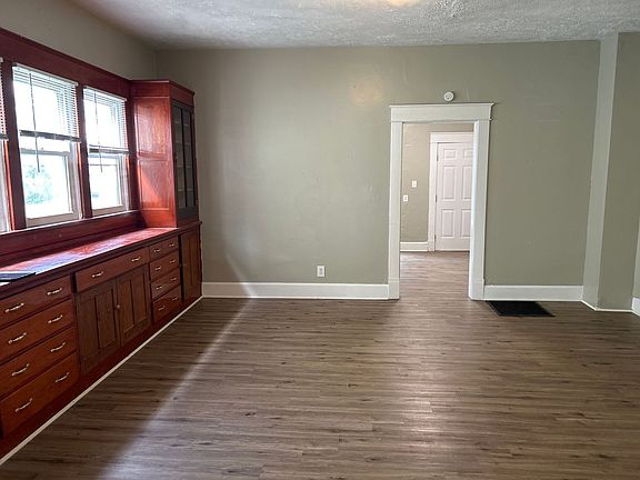 5th image of 413 School St #415