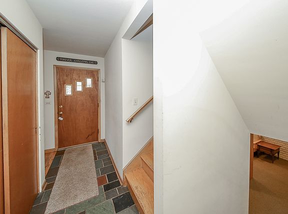 2nd image of 48 Oakwood Dr