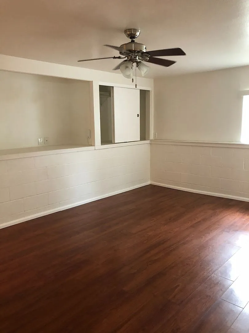 Large 3 bedroom 2 bath Duplex with Koolau and Kaneohe Valley Views — Photo 4