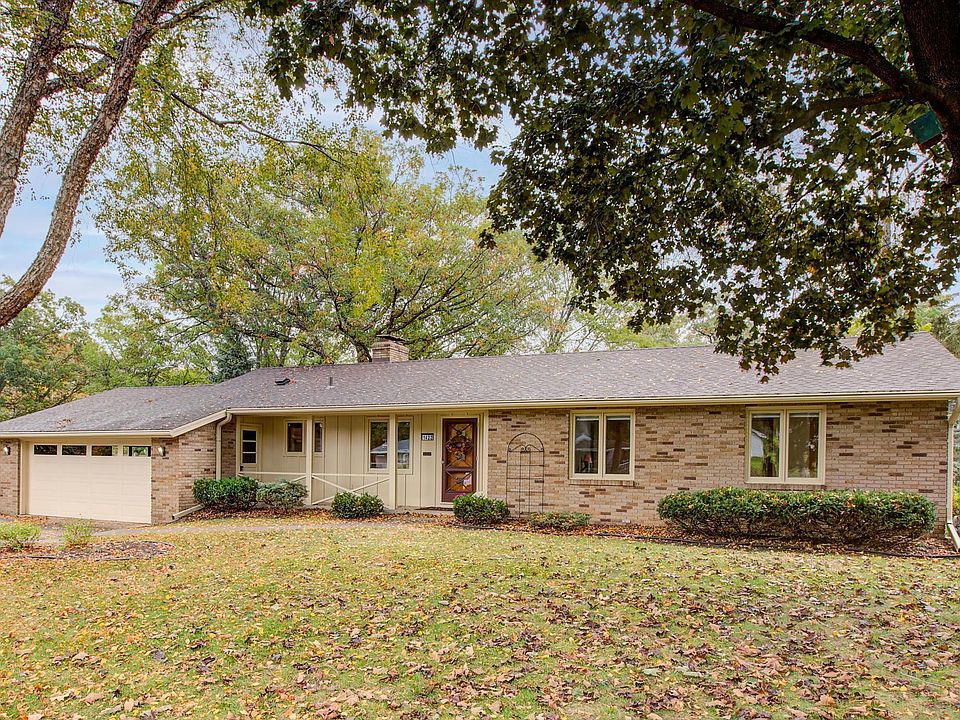 1st image of 1422 Trollhagen Dr NE