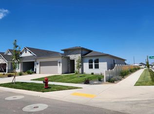 6170 W Pewter Point St, Meridian, ID 83646
