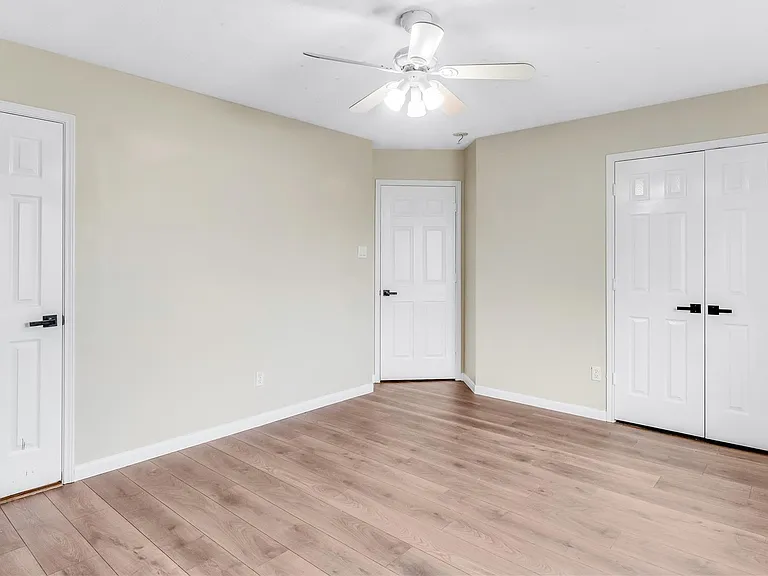 11405 Starlight Bay St — Photo 27