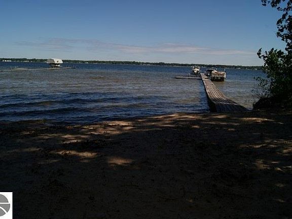 5th image of 0 W Lakeview Dr