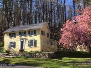 454 Pensyl Creek Rd, Stroudsburg, PA 18360