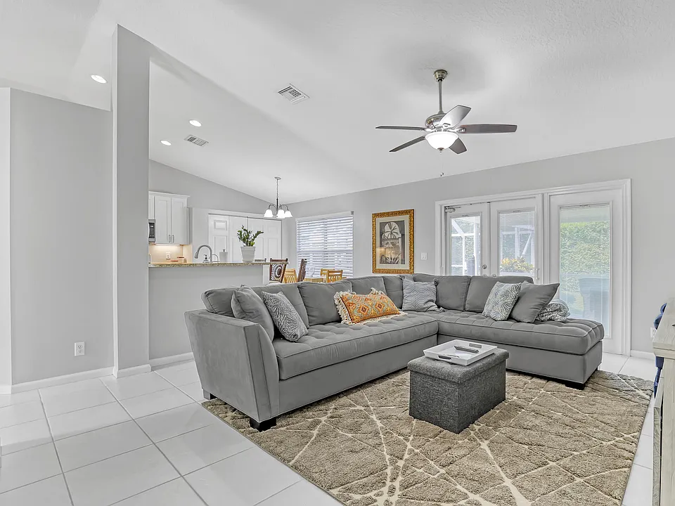 133 Black Olive Cres