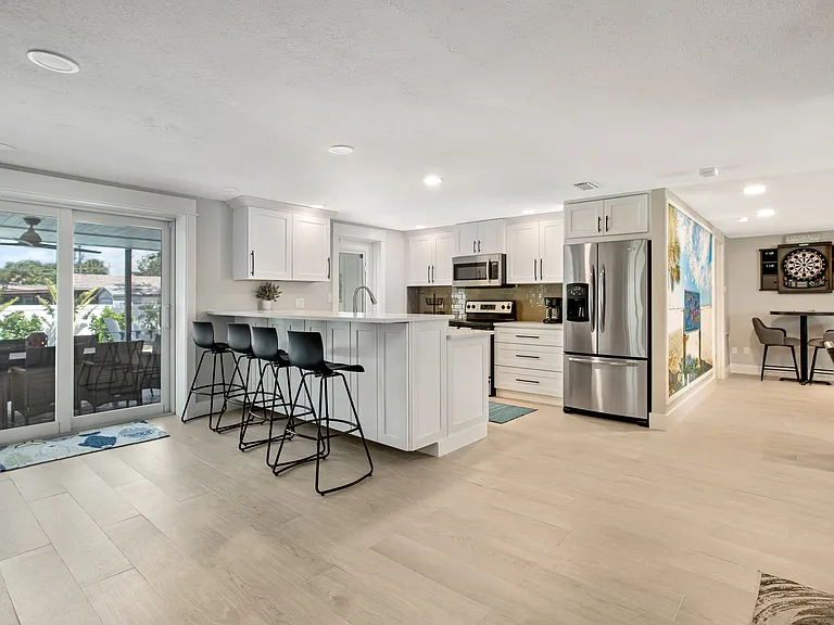 6007 Beneva Rd — Photo 9