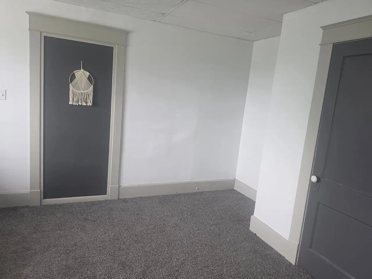 2 bed, $850 — Photo 2