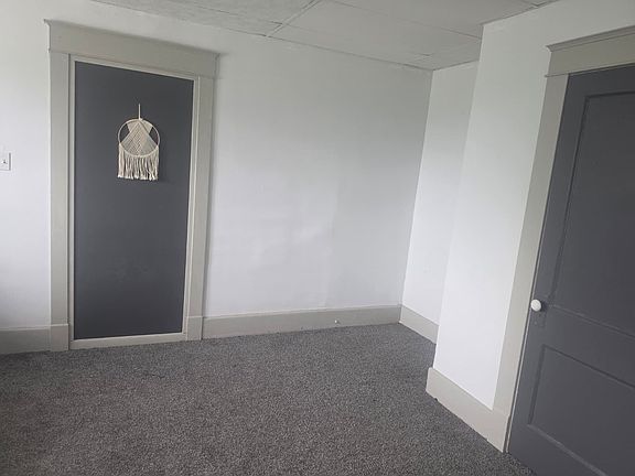 2nd image of 52 12th St #2
