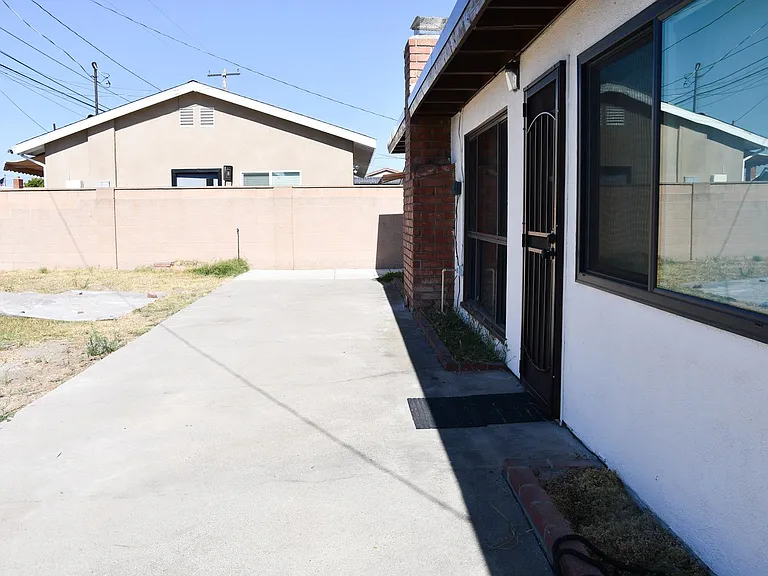6501 Tillamook Ave — Photo 71