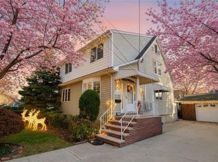 168 Leverett Ave, Staten Island, NY 10308