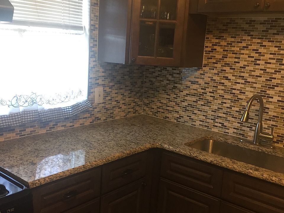 1st image of 793 Wallace Ave