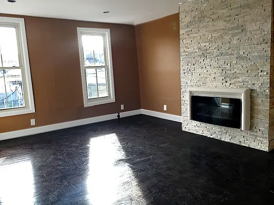 Rented by MNS | media 3