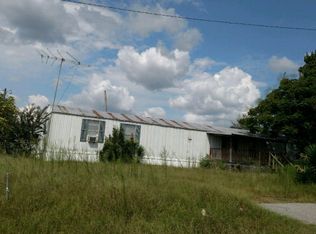 207 Dean Ln, Enigma, GA 31749