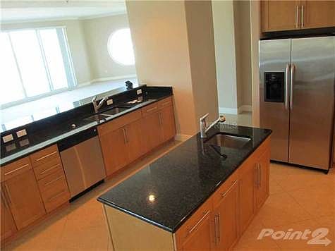 5th image of 1771 Ringling Blvd #Penthouse 203