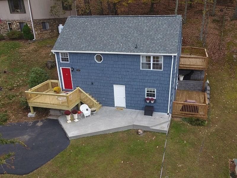 1st image of 1601 Glenwood Dr SE