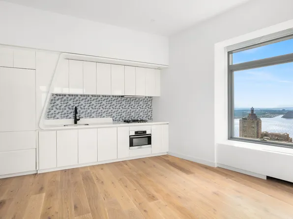 123 Washington Street image 5 of 8