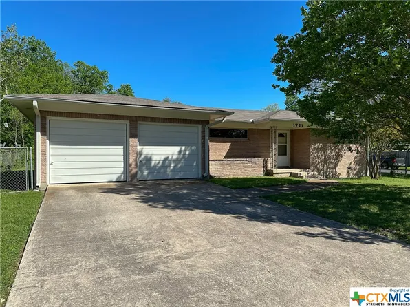 1721 S 57th St, Temple, TX 76504