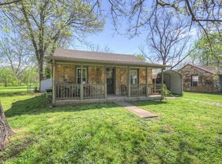 1023 Adams Ave, Seneca, MO 64865