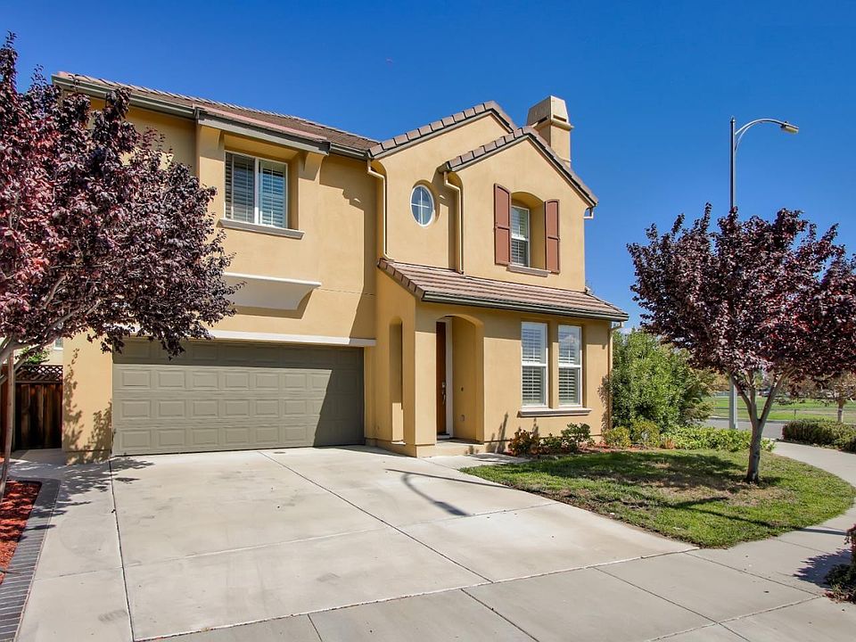 1st image of 1820 Silk Wood Ln
