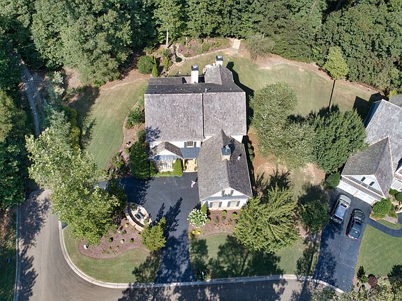 4th image of 40 Sourwood Cir