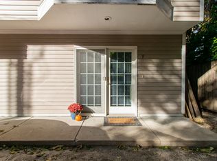 407 N Gridley St APT F, Bloomington, IL 61701