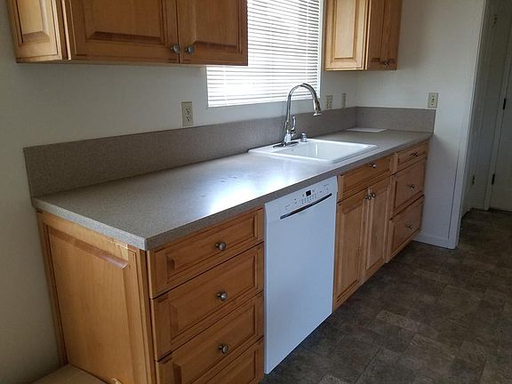3rd image of 3798 Flora Vista Ave APT A