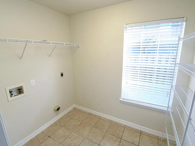 Laundry room: Washer & Dryer