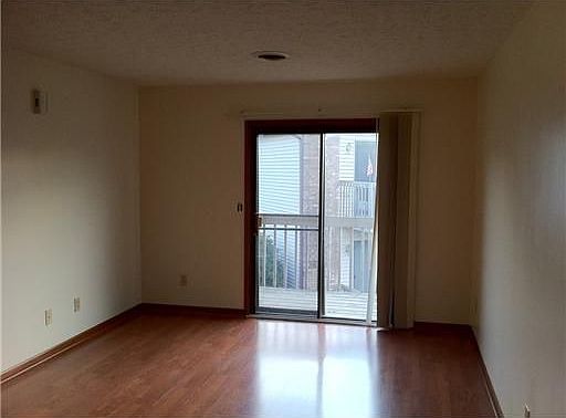 3rd image of 608 Clarinet Blvd E #608