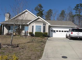 511 Woodhollow Ct, Mc Leansville, NC 27301
