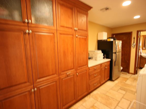 4th image of 104 Sweetwater Hills Dr