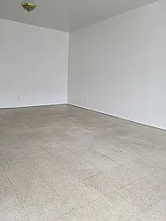 Rented by Teresa Lomax, LREB