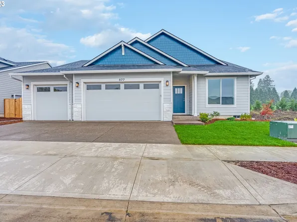 877 E Wilson St, Carlton, OR 97111