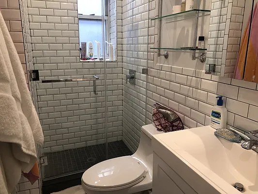 Rented by Dalan Rentals | media 22