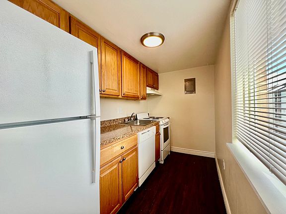 3rd image of 4444 W 13th Ave #32