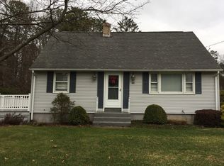 60 Maynard St, Feeding Hills, MA 01030