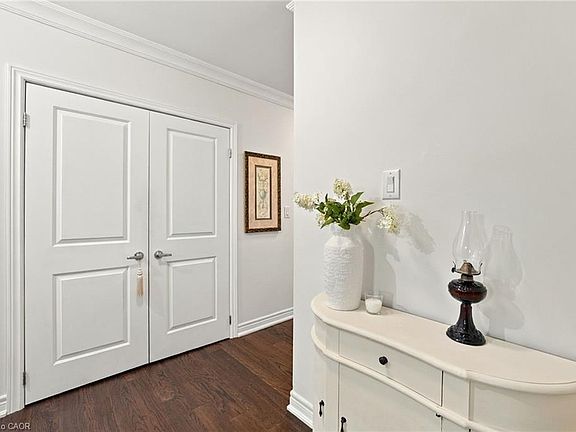 4th image of 350 Concession St #303