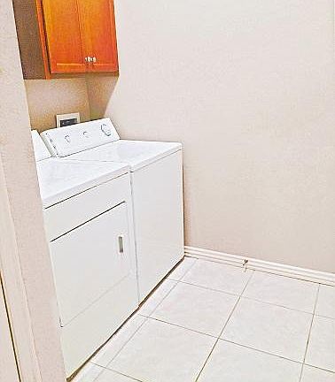 4th image of 3232 W Montrail Pl